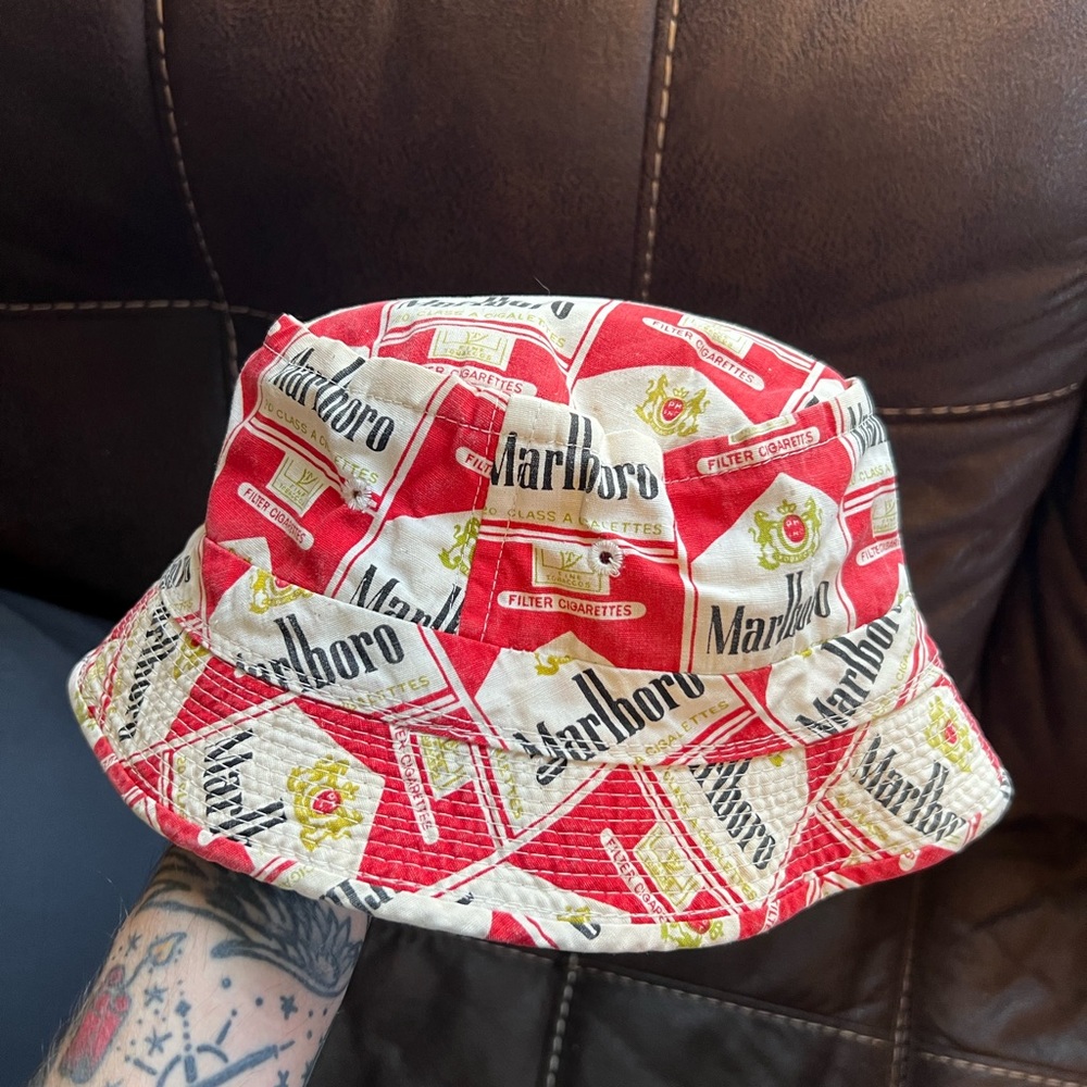 Marlboro bucket hat